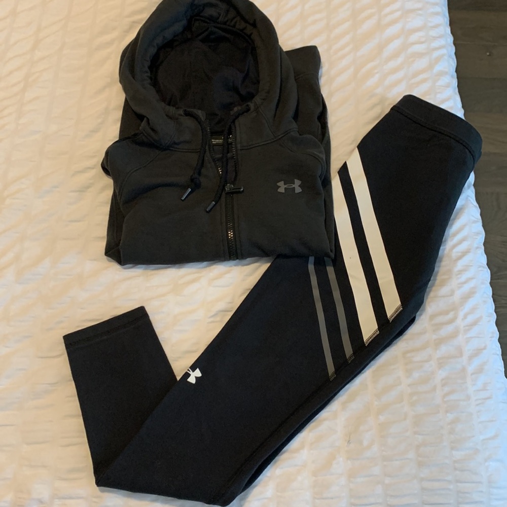 Under armour sweater and leggings bundle